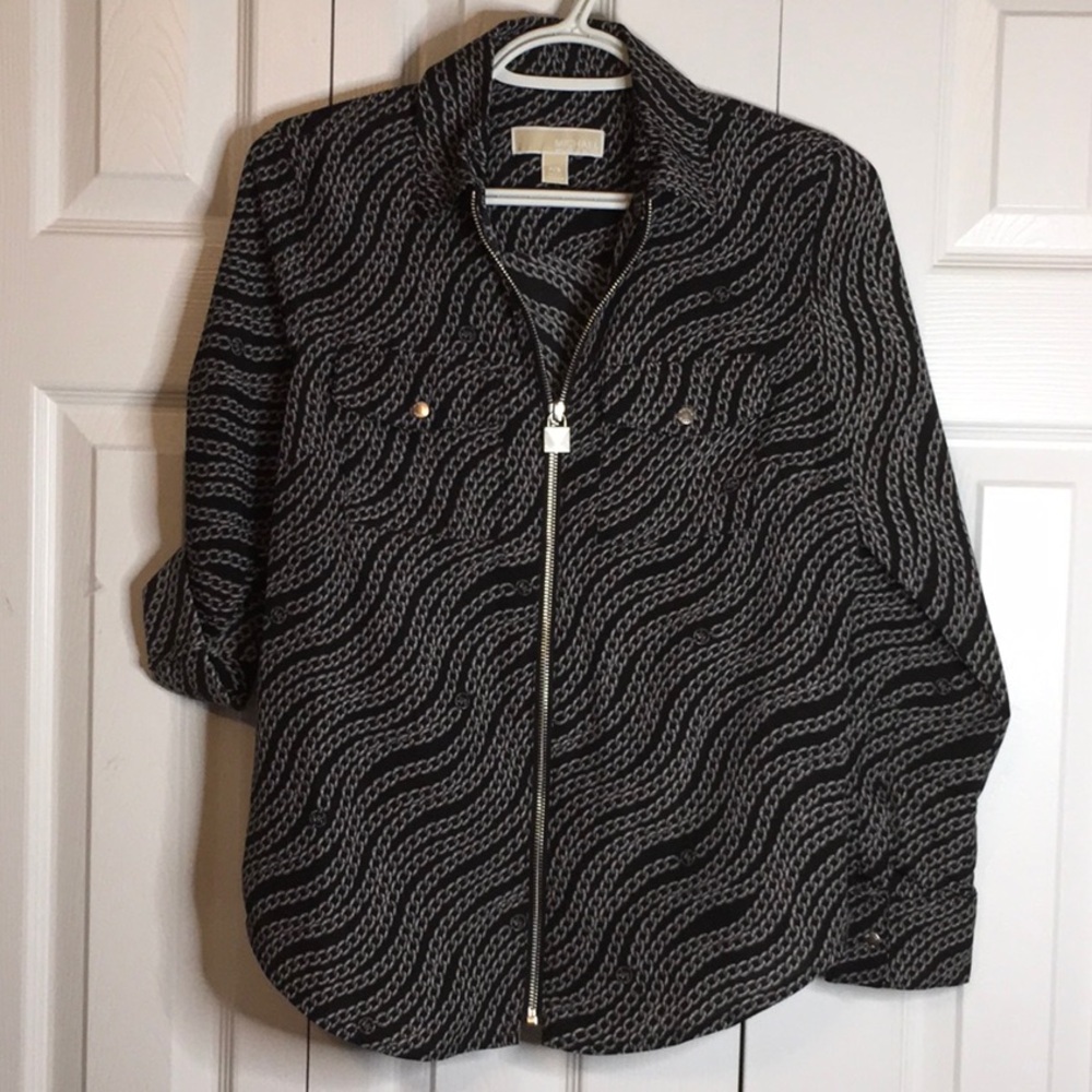 LIKE NEW MICHAEL KORS SHIRT
